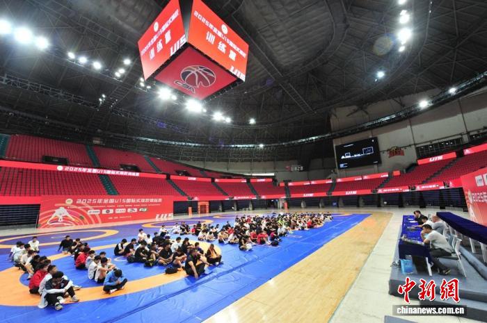 全国“10后”摔跤新星在长春参训 蓄力未来赛场