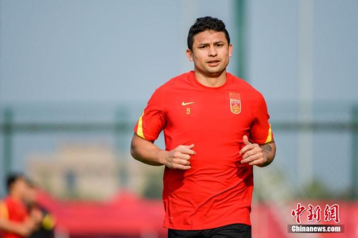 国足迎伊万科维奇首秀挑战新加坡 世预赛关键战