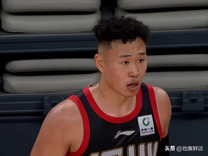 深圳队109-94大胜广厦终结对手连胜势头