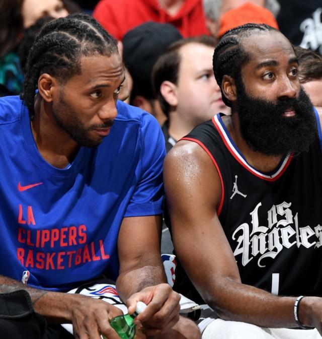 莱昂纳德绝杀险胜步行者 稳定发挥引领快艇逆转