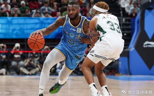 北京首钢大胜青岛男篮 杰曼狂砍29分助球队重返