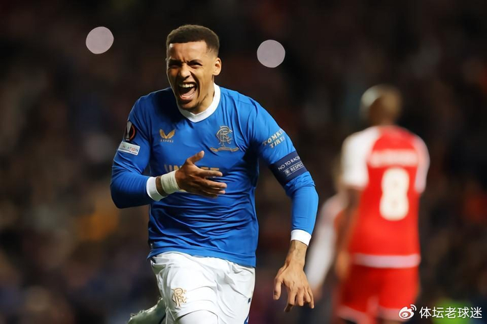 塔弗尼尔即将离队 成英国足坛历史进球后卫